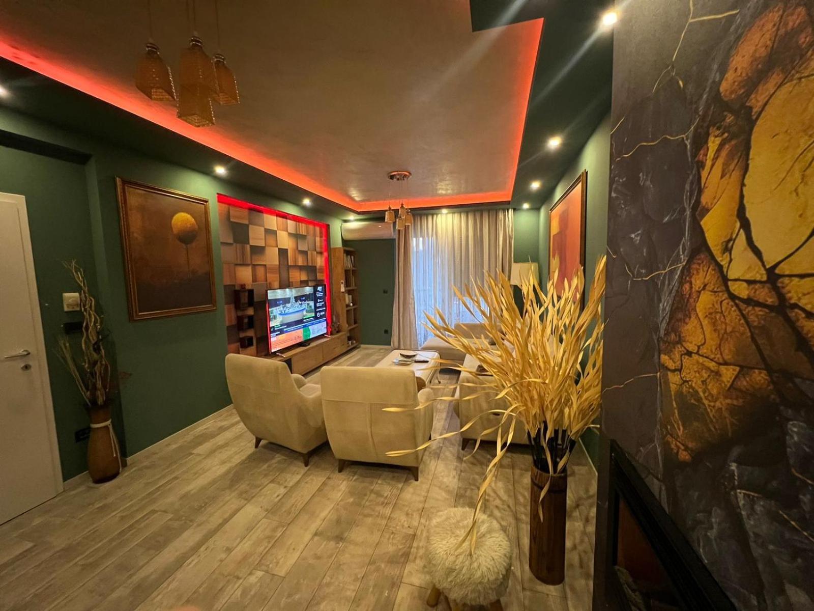 Luxurious Apartment With City View Pristina Exterior photo